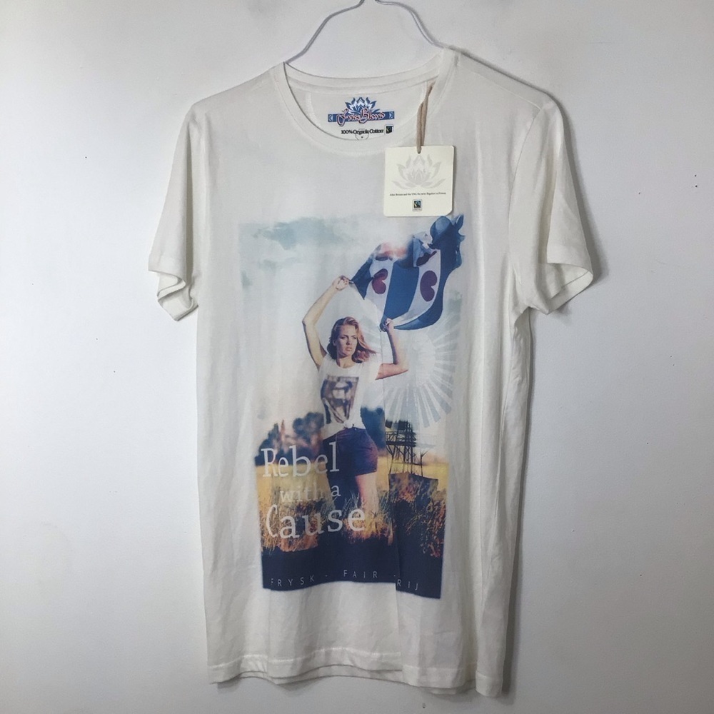 NWT fries blond rebel with a cause women Tshirt organic cotton